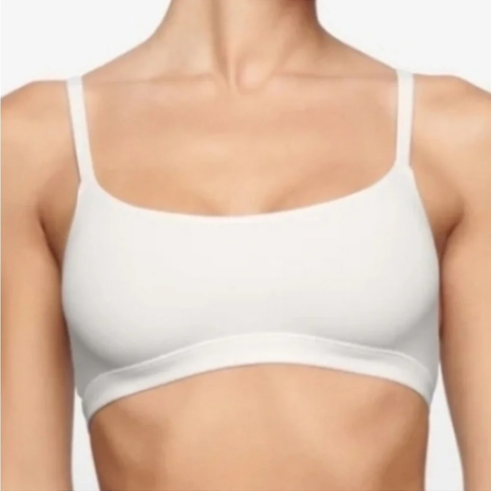 SKIMS fits everybody scoop bralette in Marble new without tags - Picture 5 of 5